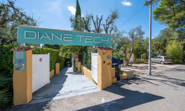 Massage facial japonais Kobido ou soin tenseur coréen premium