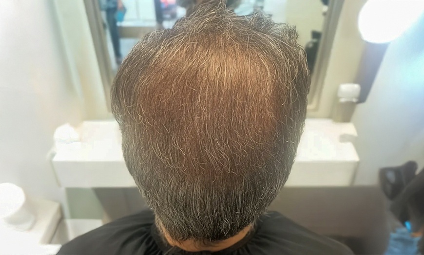 Image 2: Männer-Haarschnitt inkl. Typ-Beratung o. Verjüngungspaket für 1 Person