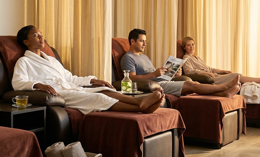 Image 3: Up to 30% Couples Massage at King Feet Massage-Vancouver