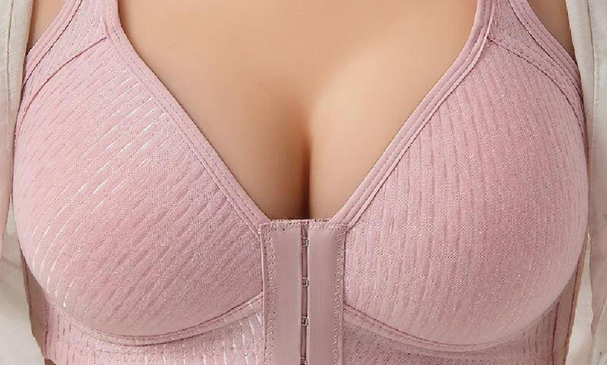 Image 14: Breathable Front Closure Push Up Bra