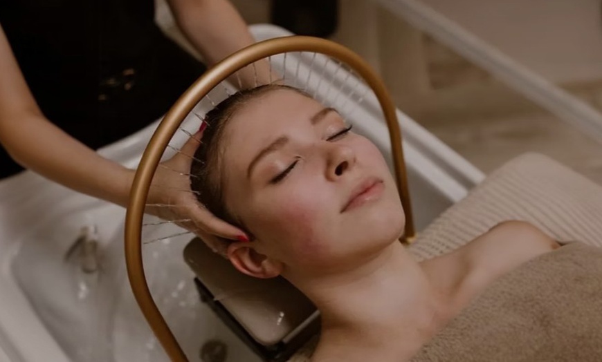 Image 3: Indulge in a Relaxing Japanese Head Spa w/w/o Facial and Jelly Mask