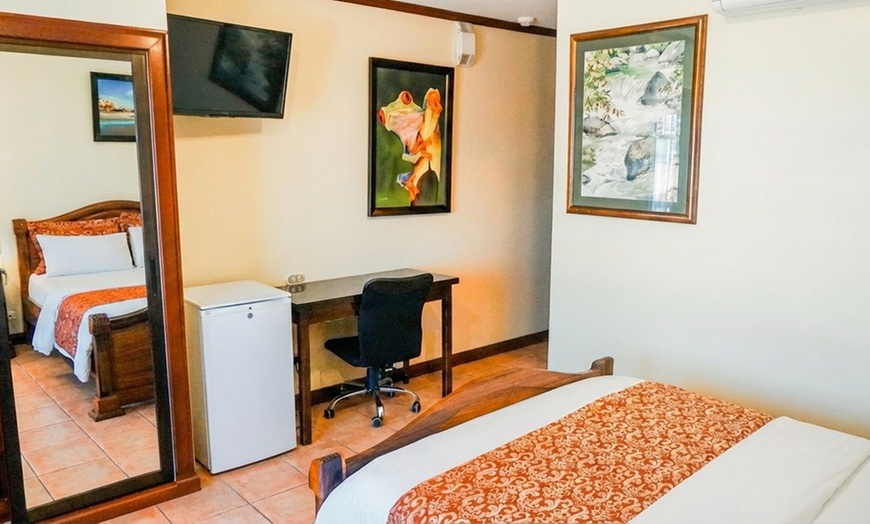 Image 3: ✈ 7-Night Costa Rica Volcano and Beach Trip with Air & Car Rental