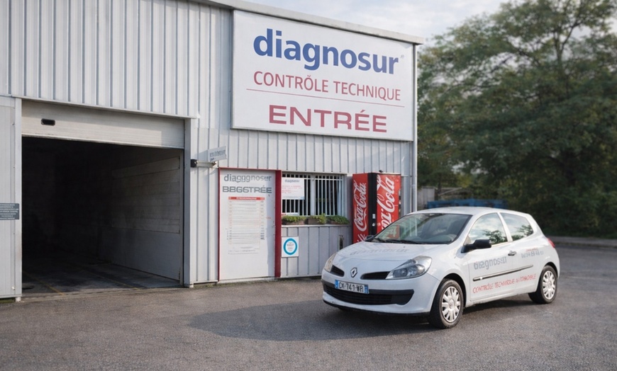 Image 4: Contrôle technique sans contre-visite à Trévoux