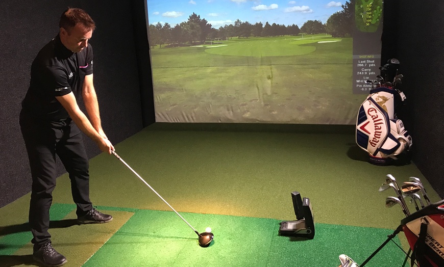 Image 1: 60-Minute Private Golf Lesson