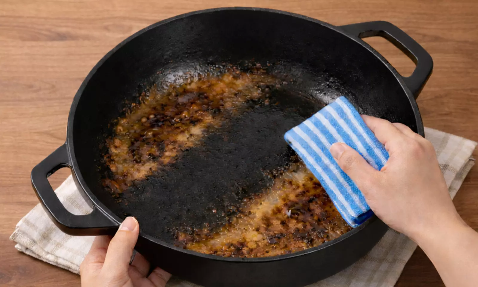 Toque Cast Iron Cookware Collection