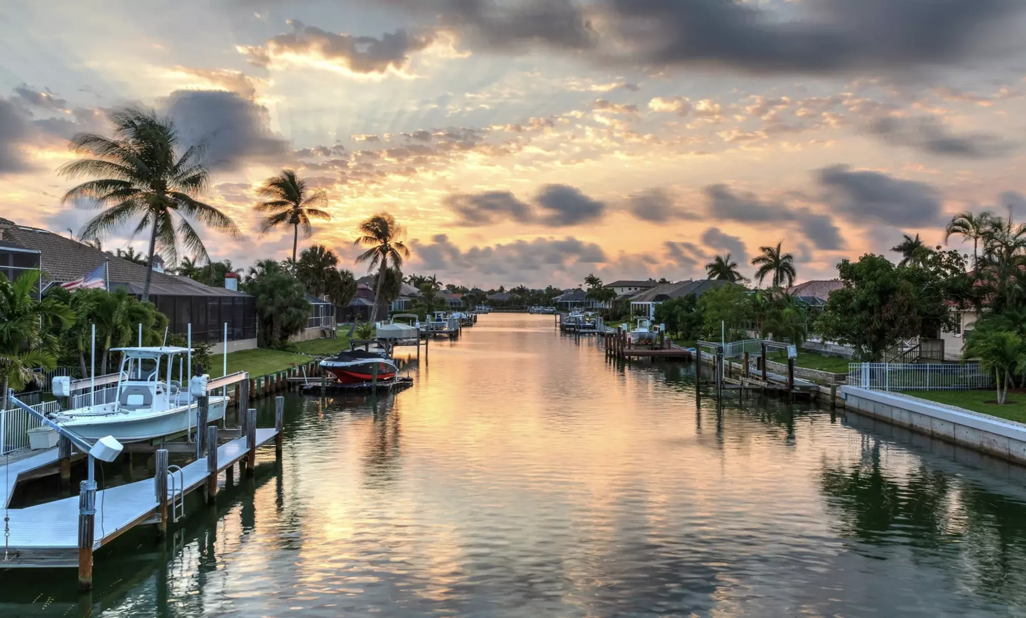 Boat Eco Tour for 2 or 3 Hours for 2-7 People