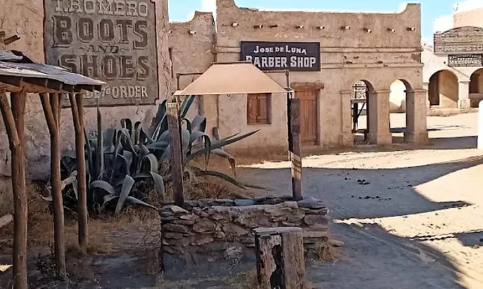 2 entradas de niño o adulto para el parque Fort-Bravo/Texas Hollywood