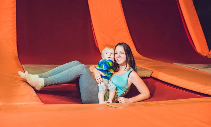 Image 2: Two-Hour Trampoline Session