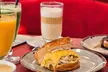 Frühstück rund um die Welt erleben: All Day Breakfast für 2 oder 4 Personen (bis zu 42% sparen) - Second Medium
