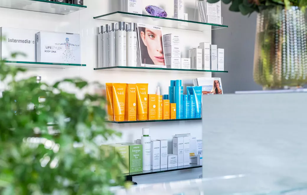 Damen- oder Herren-Haarschnitt inkl. Waschen, Föhnen & Styling