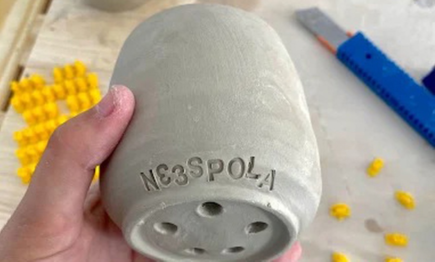 Image 15: Clases y talleres de cerámica con bebida, picoteo, barra libre y torno