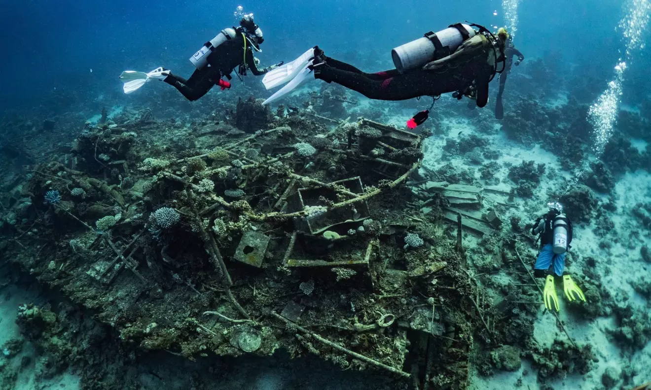 Bautizo de buceo o excursión snorkel con fotos