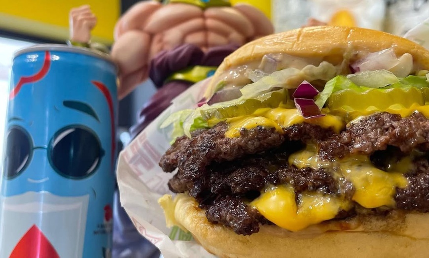 Image 14: Burger du jour avec frites et boisson à Goku Burger, Colombes