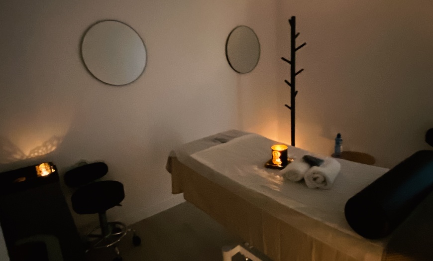 Image 8: Tarifa plana de 1 año de depilación láser en 1 zona corporal a elegir 