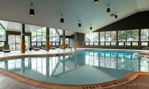 Lakeside Adirondack Resort in Upstate New York With Beach Access