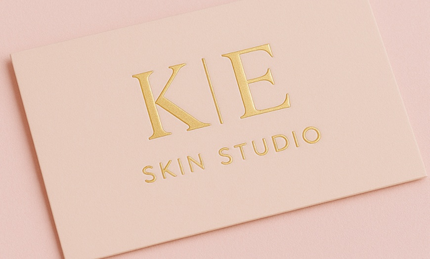 Image 2: Age Gracefully. Glow Powerfully. Save Up to 50% on introductory facial