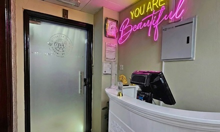 Full Body Relaxing Spa Treatment (30 mins) - Renu Sachdeva Beauty Saloon