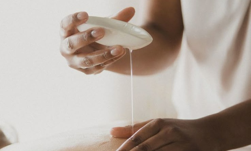 Image 12: Choice of Sports / Deep Tissue / Relaxing Massage ( 50% Off)