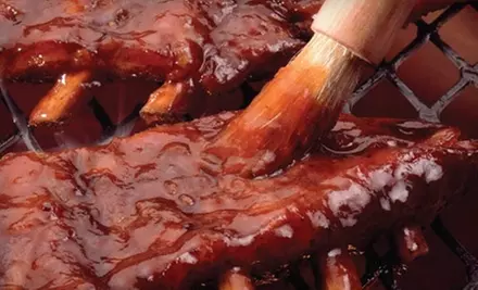 $7 for $15 Worth of Barbecue Fare and Drinks at Chatt Smokehouse - Primary Image