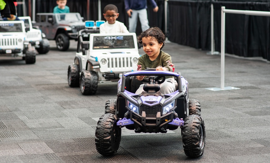 Image 6: General Admission to New York International Auto Show