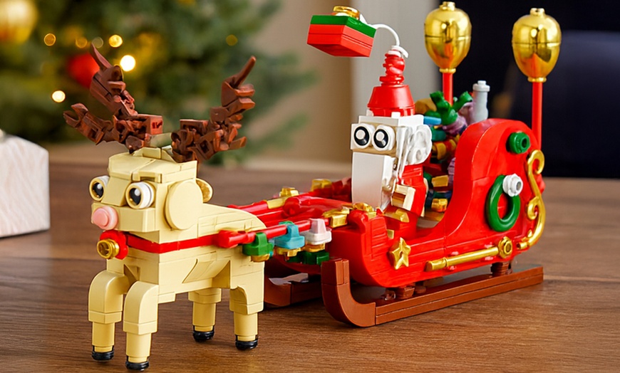 Image 2: Christmas Building Block Gift Set - Set of 3 Models, Compatible with Major Brands (Ages 6+)