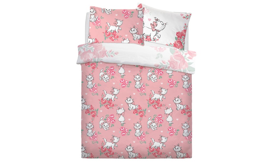 Image 3: Disney® Reversible Duvet Set