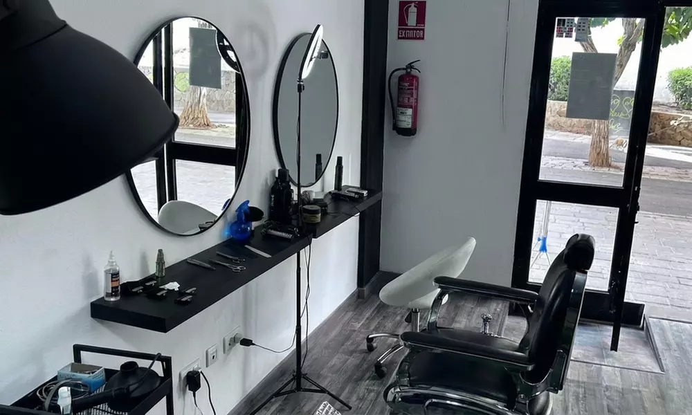 Sesión de peluquería con lavado, corte, peinado y opción a color