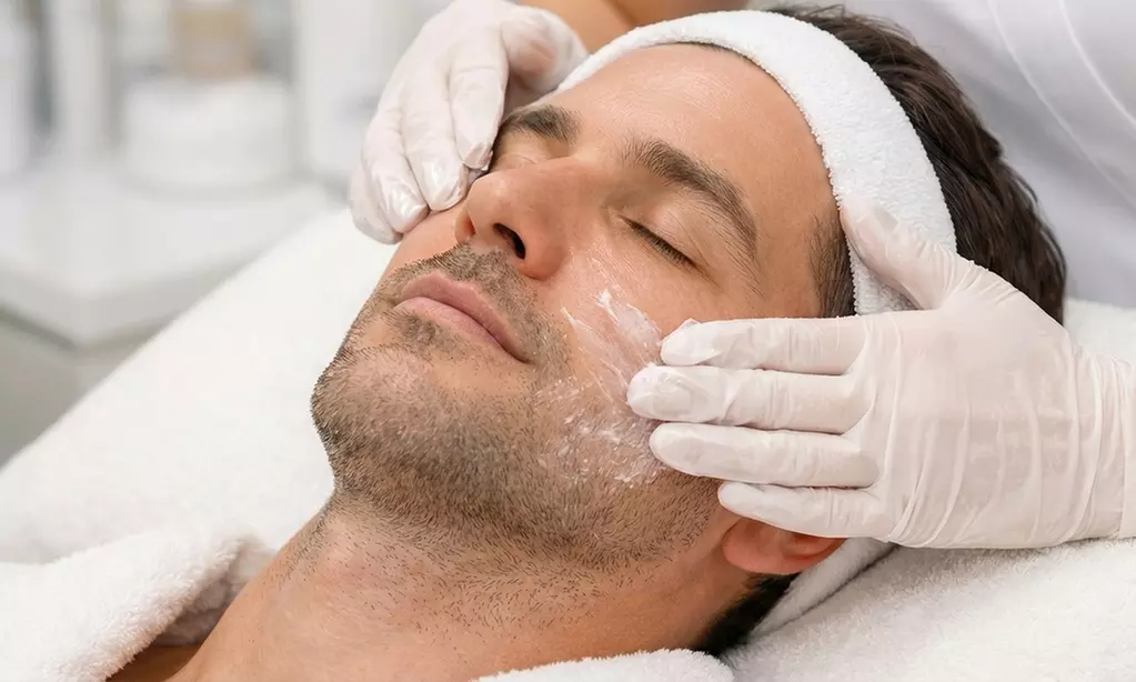 Glow Your Skin with Hydra-Facial 11 Steps - with LED Light Therapy at Humman Skin (Up to 82%Off) - Primary Image