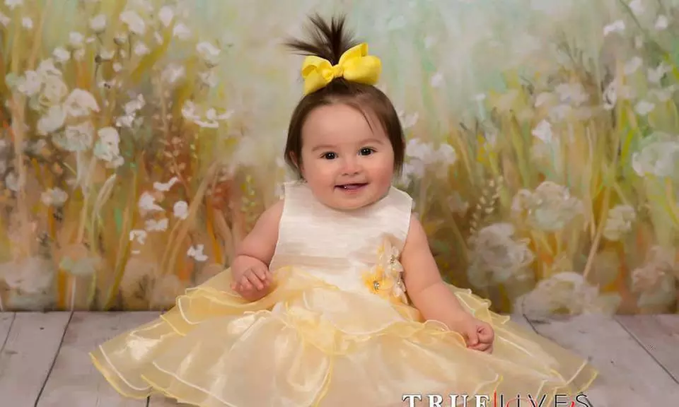 60-Minute Studio Photo Shoot with Digital Images from True Lives Studio (62% Off) - Primary Image