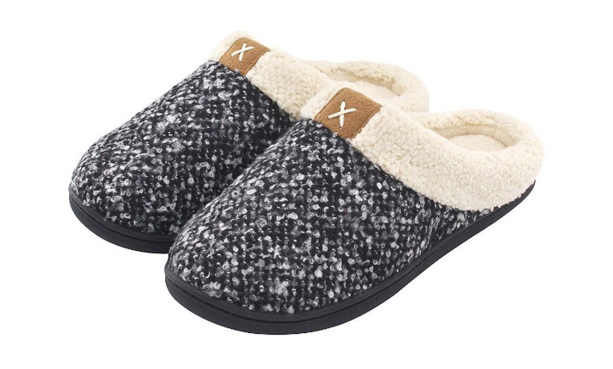 Image 3: Men's Winter Wool Slippers