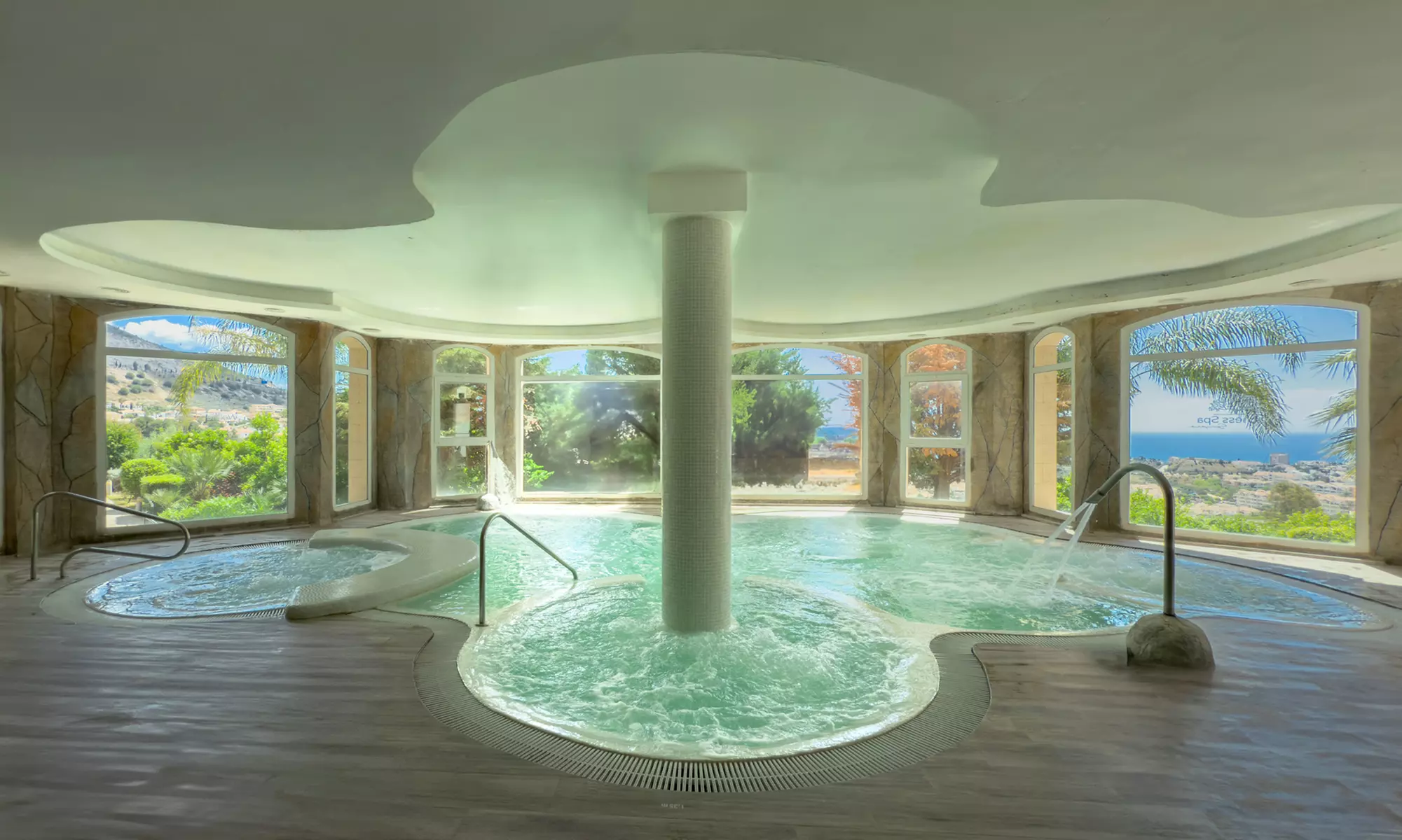 Circuito termal para 2, masaje oriental y opción a mascarilla corporal