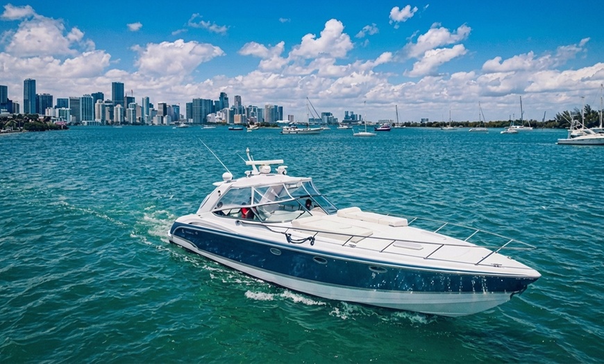 Image 2: Private Luxury Yacht Tours – Explore Miami's Iconic Waterways