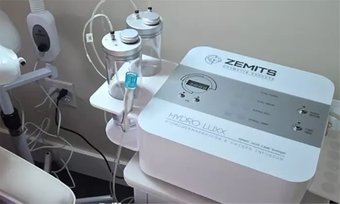 Refresh with Customizable 60-Minute Facial Sessions –Choose 1, 2, or 3