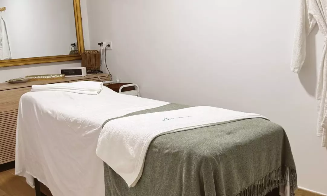 Peluquería con lavado, masaje craneal y corte, peinado, tinte o mechas