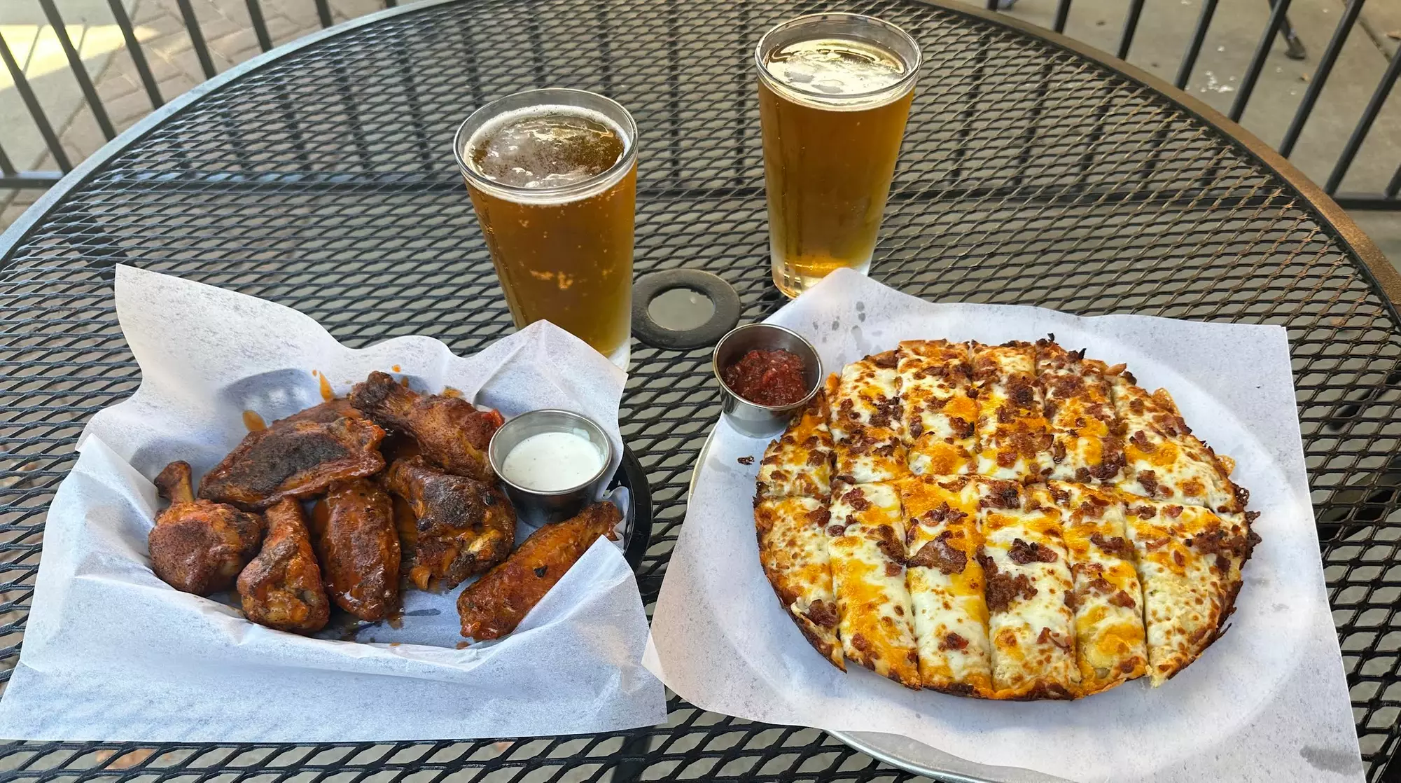 Enjoy Artisan Pizza, Specialty Sandwiches, Salads, Wings & Great Beers