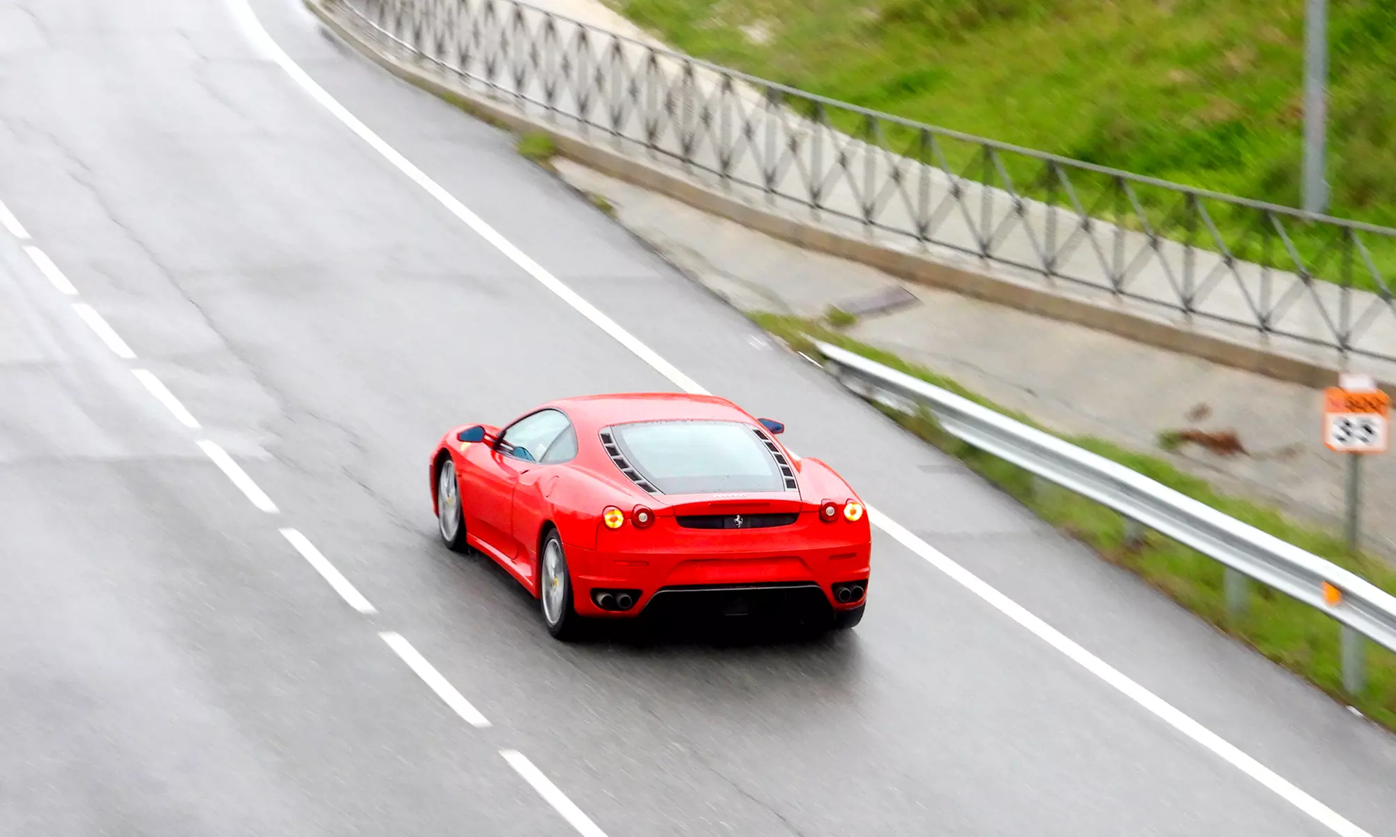 Ruta de 7, 11 o 23 km en un Ferrari o un Lamborghini Gallardo para 1
