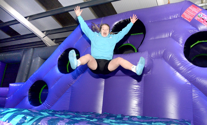 Image 3: 2-Hour Jump Session for One