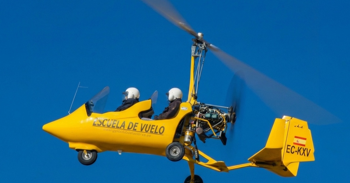 Bautismo de vuelo en autogiro para una o dos personas en Madrid