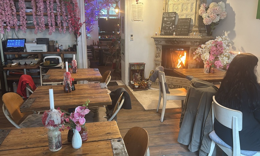 Image 2: Frische Poke Bowl & vietnamesisches Dessert für 1, 2 oder 4 Personen 