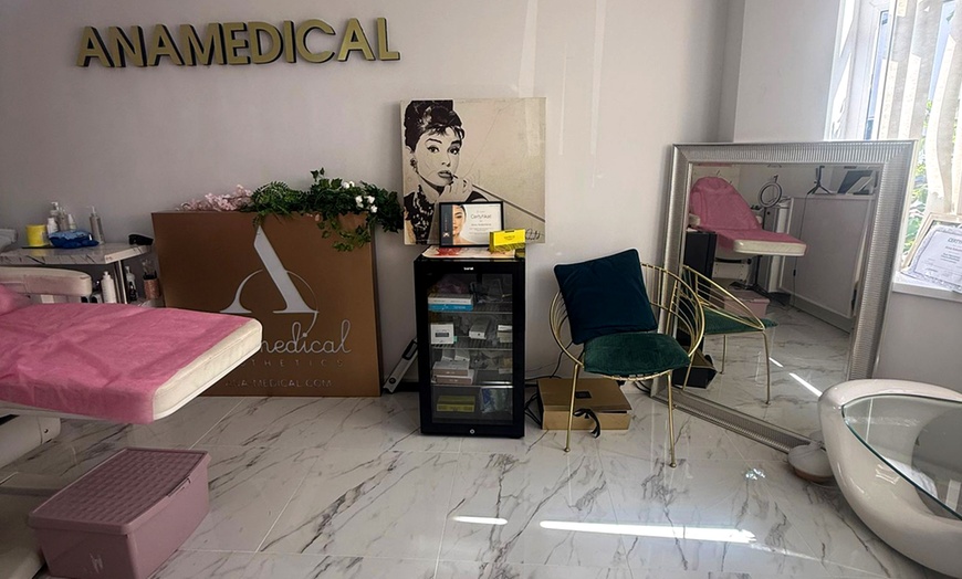 Image 4: Pamper Packages with Facial, Massage & Algae Mask Options