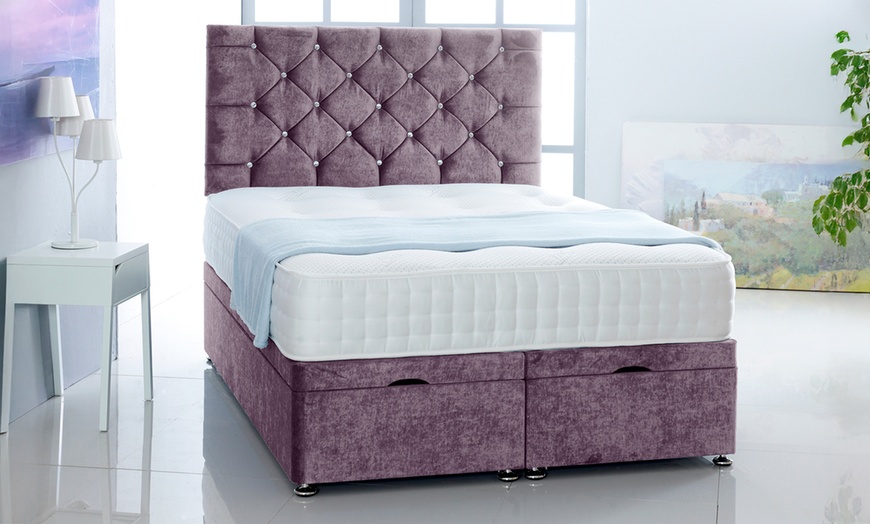 Image 7: Naples Velvet Ottoman Divan Bed 