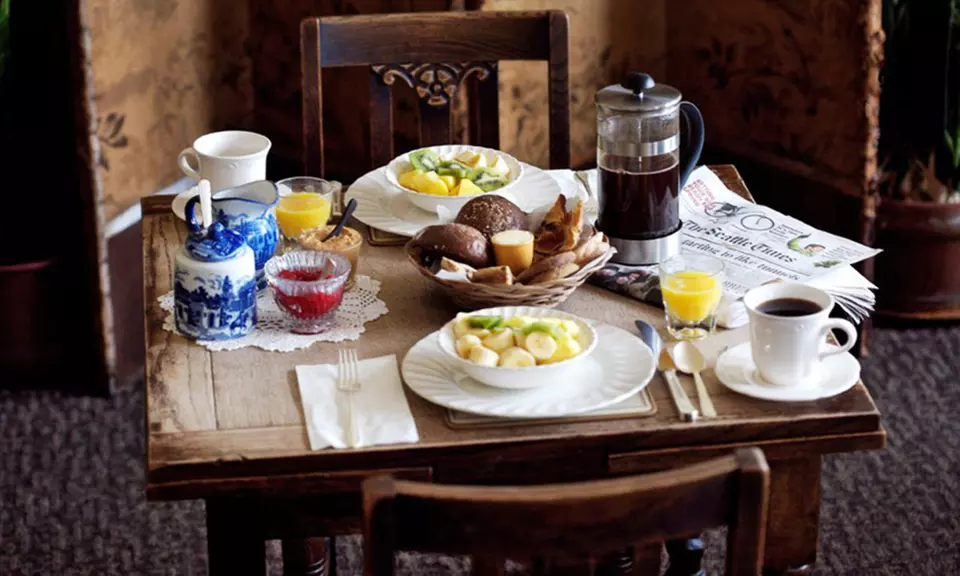 Stay at Pensione Nichols B&B in Seattle, with Dates into March - Second Medium