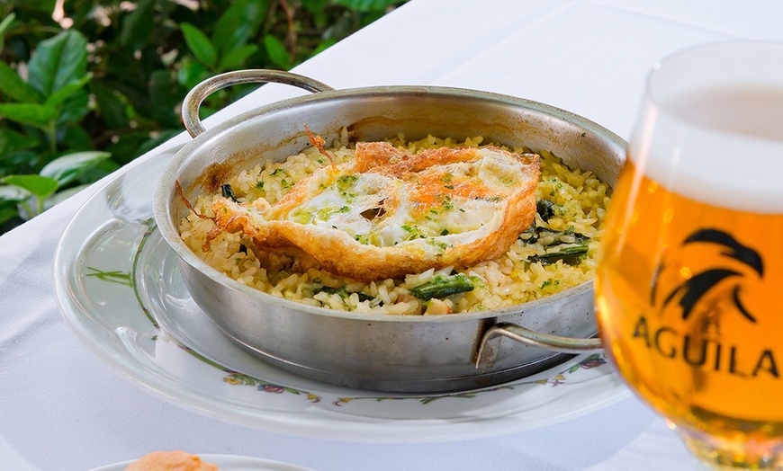 Image 13: Menú degustación con aperitivo, entrantes, principal y postre