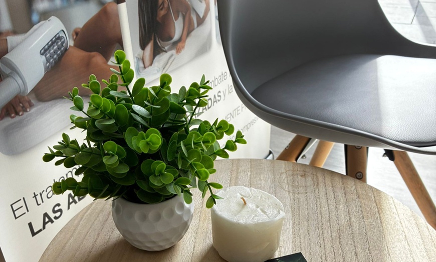 Image 4: Micropigmentación entre pestañas, labios, shading en cejas o eyeliner