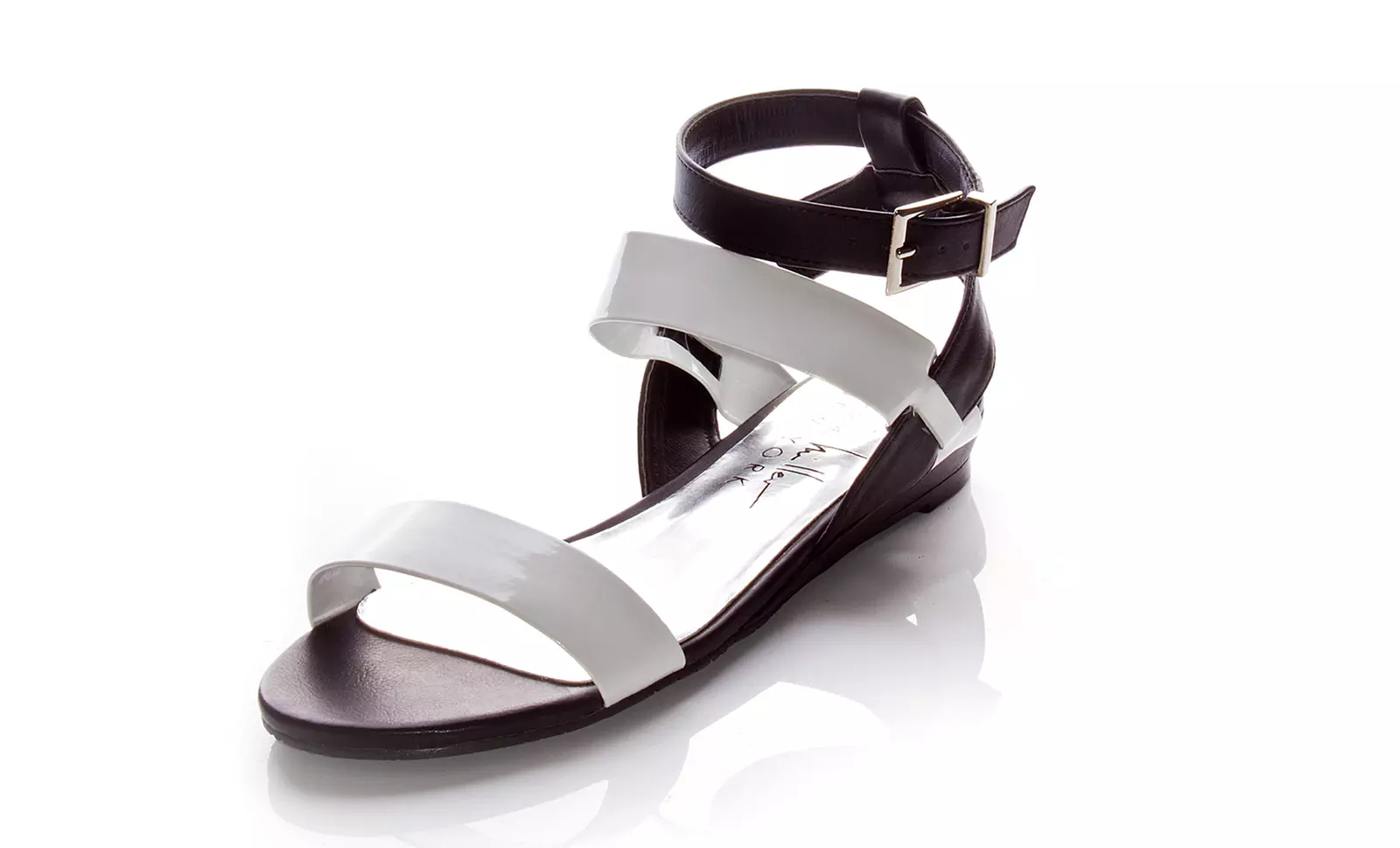 Nicole Miller New York Honeysuckle Women's Sandals - Second Medium