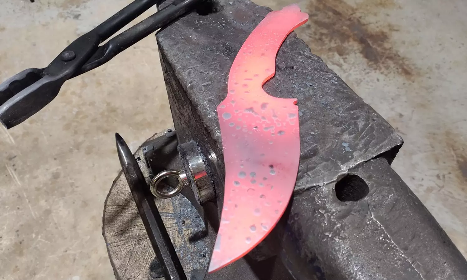 Curso de forja para crear un abridor, cuchillo o cuchillo vikingo