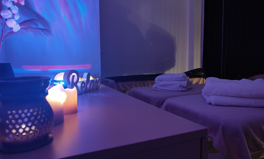 Image 10: Karty podarunkowe na usługi Salonu Masażu Wyspa Szczęścia