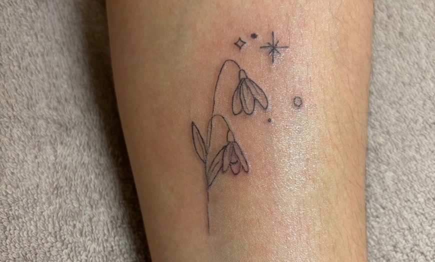 Image 2: 1 - 5 Fineline-Tattoos in der Größe nach Wahl für 1 Person