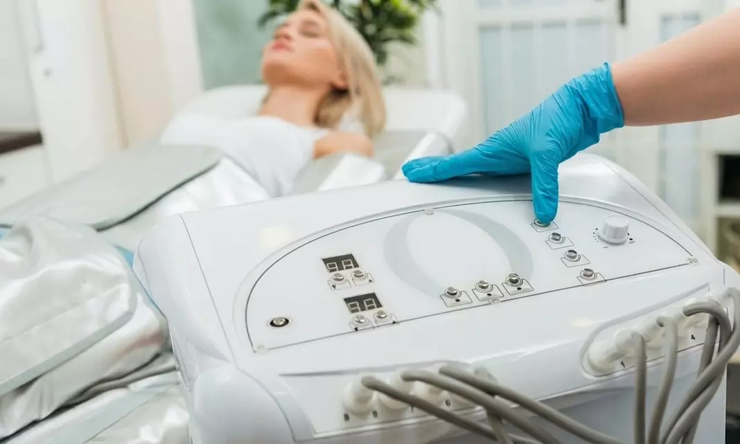 3 o 6 sesiones de tratamiento redcutor y anticelulítico de 60 minutos