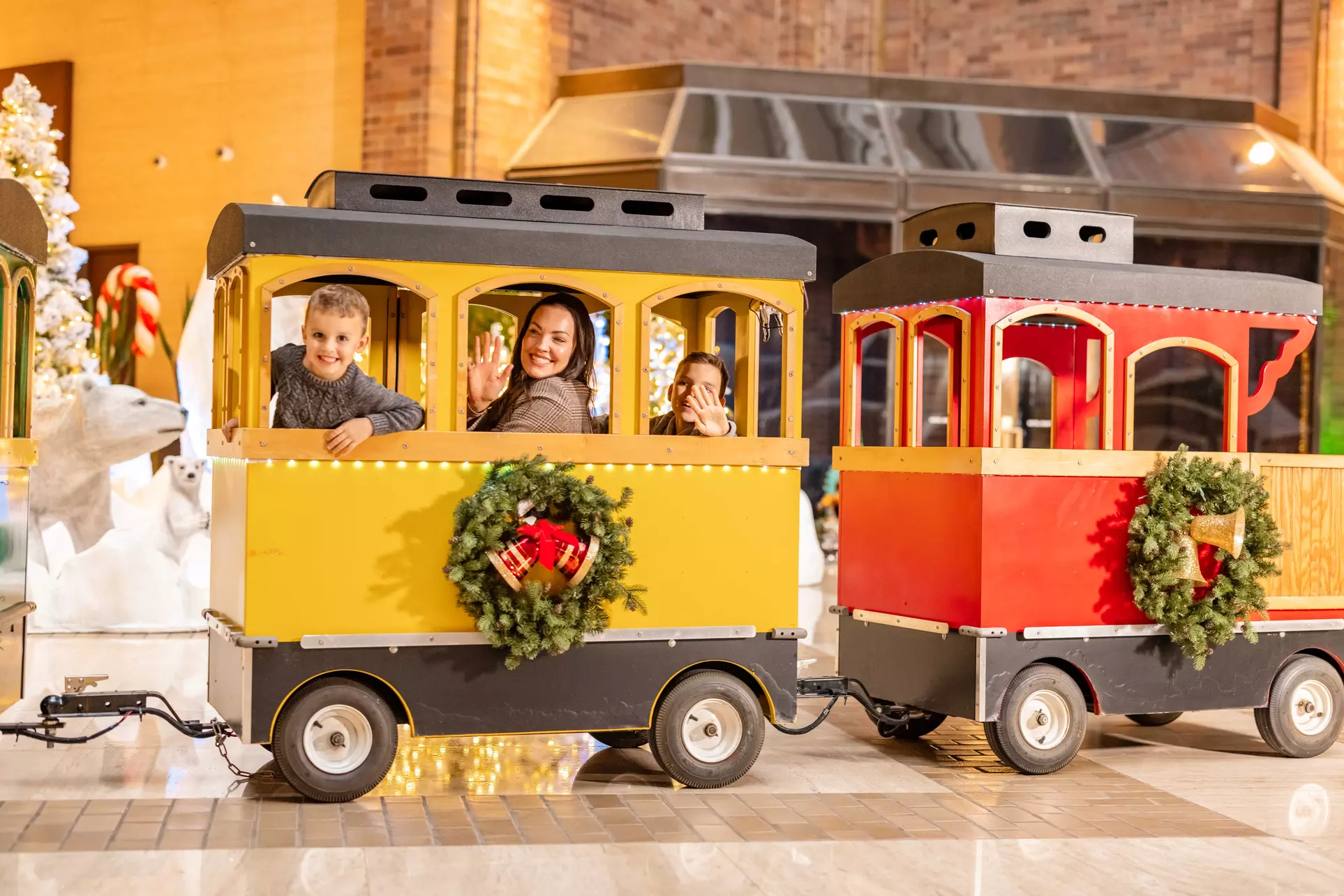 Ice Skating & Holiday Fun at Christmas at the Anatole Experience